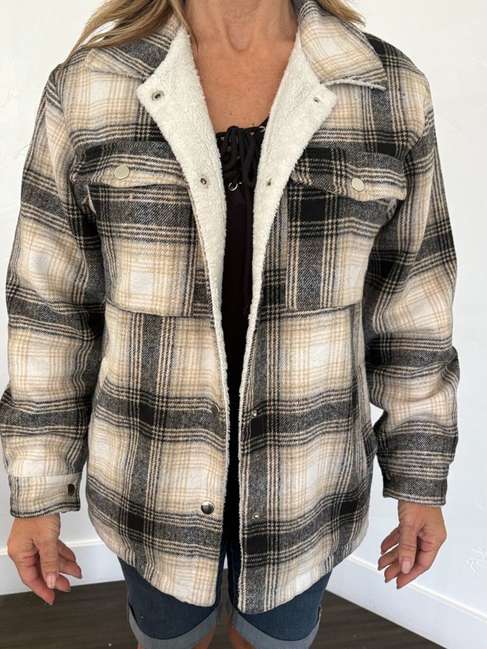 Limelush Sherpa-lined plaid shacket Women's S snap front